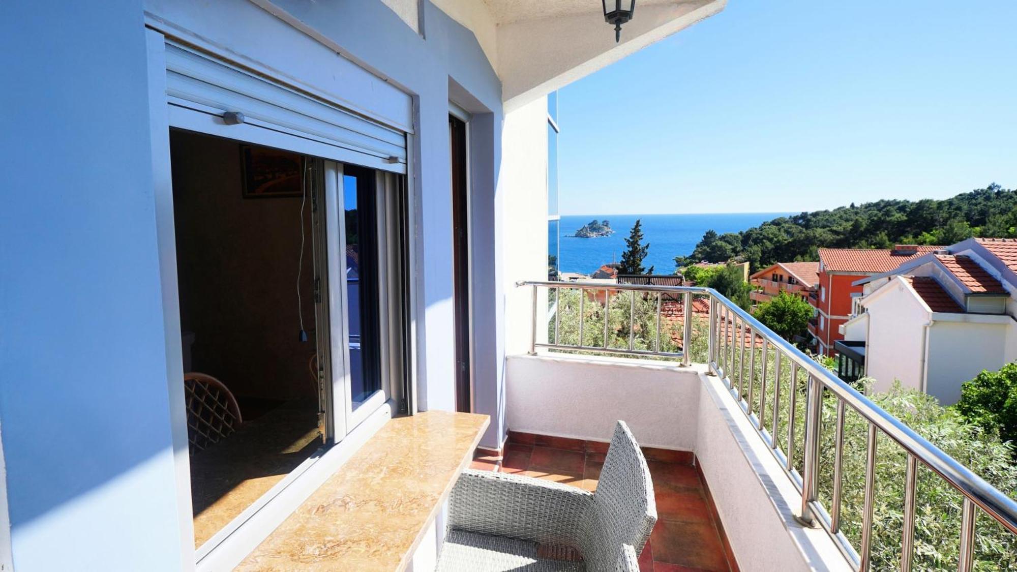 Medin Apartments Bluvista Petrovac Eksteriør bilde