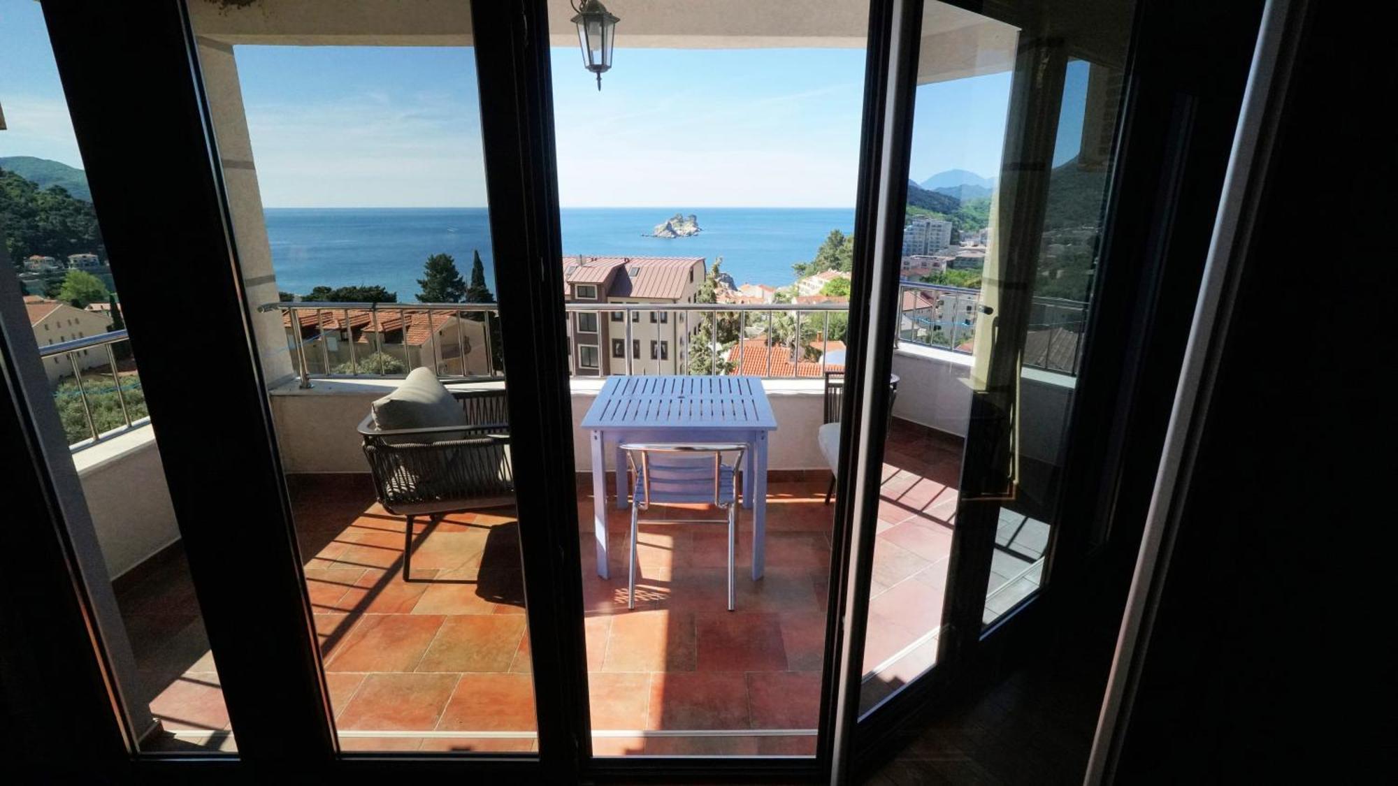 Medin Apartments Bluvista Petrovac Eksteriør bilde