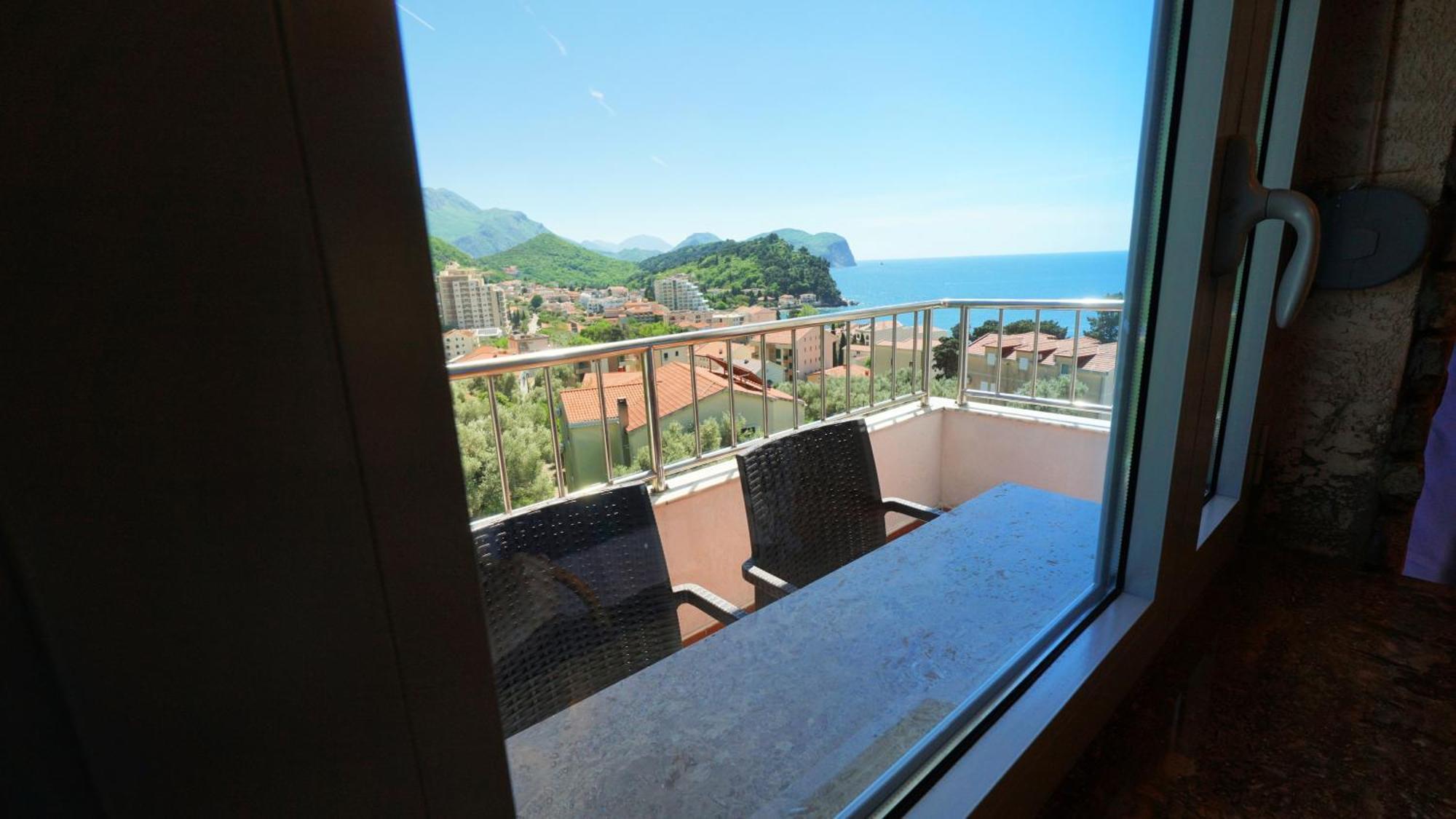 Medin Apartments Bluvista Petrovac Eksteriør bilde