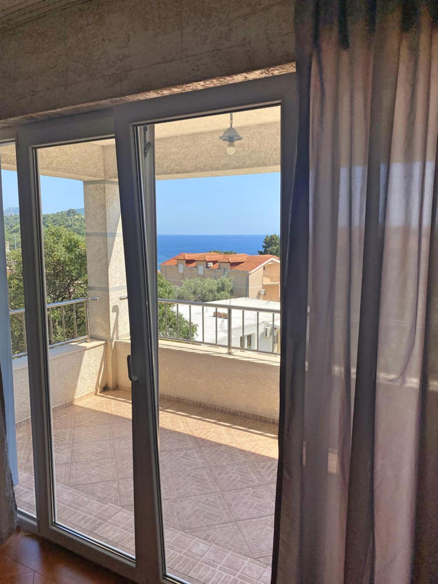 Medin Apartments Bluvista Petrovac Rom bilde
