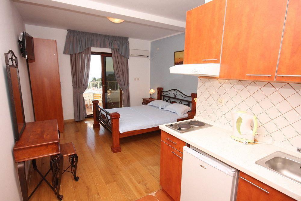Medin Apartments Bluvista Petrovac Eksteriør bilde